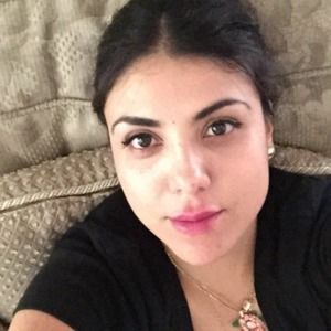 Meet your Posher, Brenda